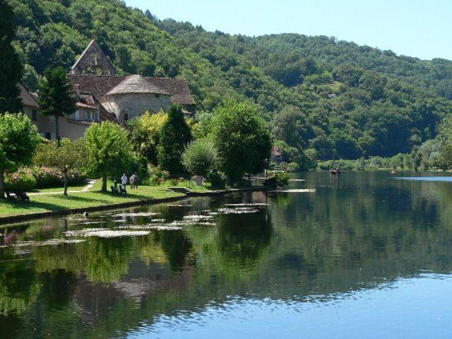 Chambre D'Hote L'Arrivee Bed & Breakfast Autoire Luaran gambar